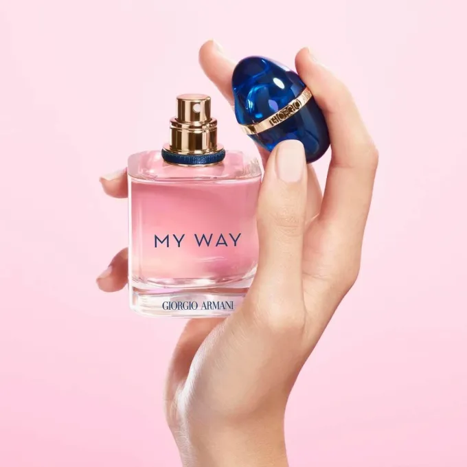 Giorgio Armani My Way Floral 90 ml in composizione floreale illustrata