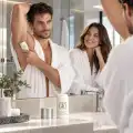 Acqua Di Gio Deo Stick uomo in elegante ambientazione fresca e marina