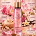Ingredienti Victoria&rsquo;s Secret Velvet Petals Shimmer con fiori mandorla vaniglia e particelle luminose